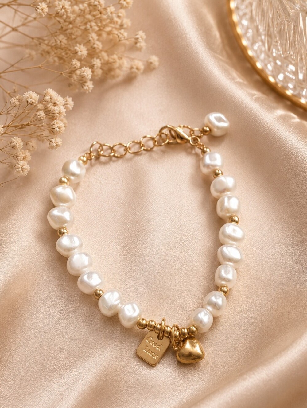 Freshwater Pearl Style Bracelet Gold Heart Charm Good Luck Adjustable Bracelet
